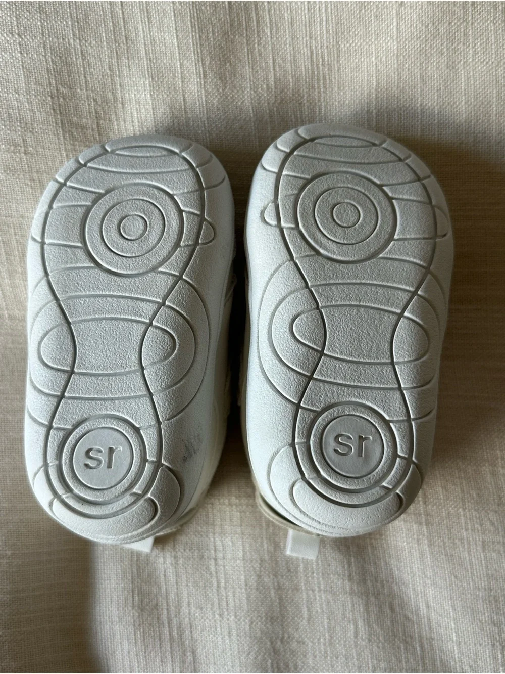 Striderite 360 White Sneakers Tennis Shoes